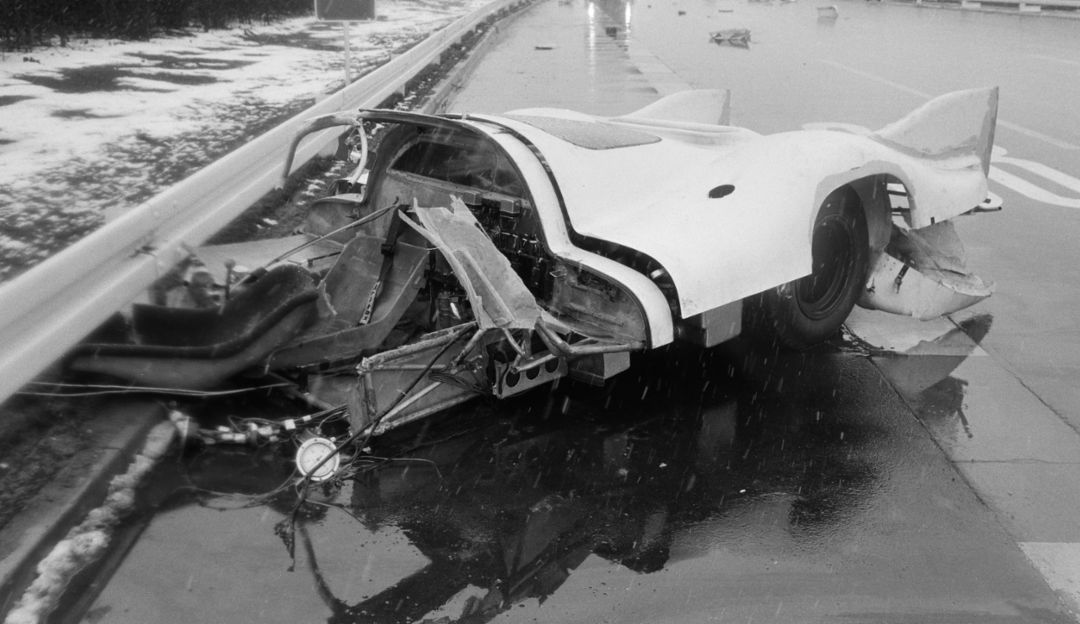 Porsche gratuliert Motorsportlegende Kurt Ahrens zum 80. Geburtstag